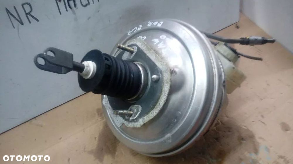 SERWO POMPA HAMULCOWA BMW E60 3.0B - 2