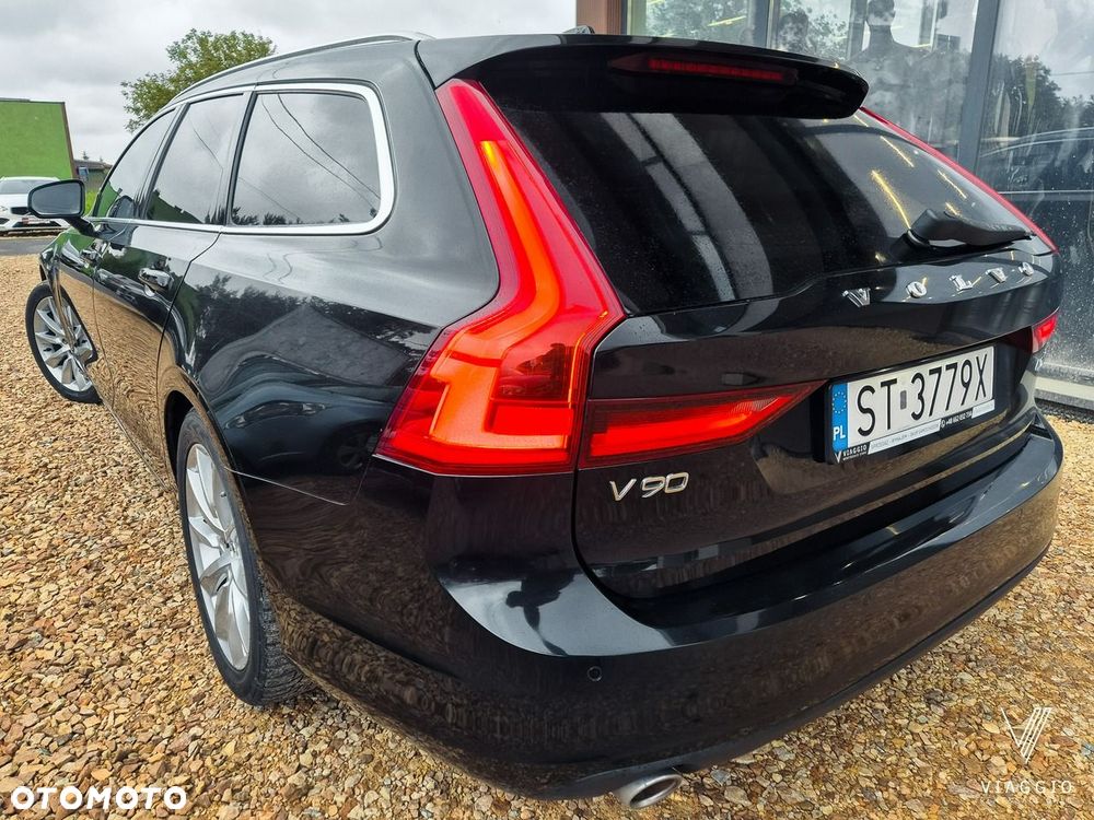 Volvo V90 D4 AWD Geartronic Momentum Pro - 3