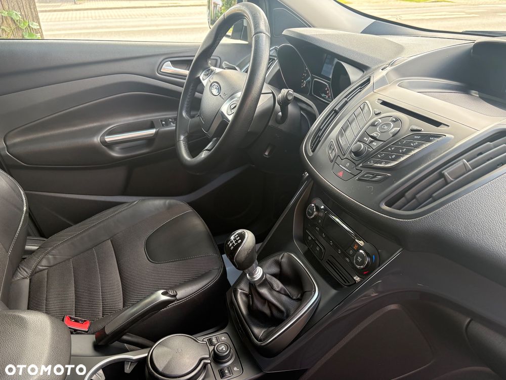 Ford Kuga 2.0 TDCi 4x4 SYNC - 20