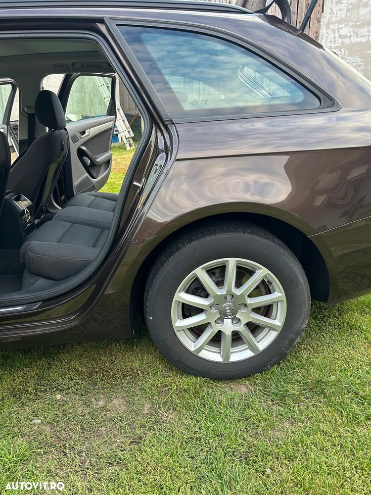 Audi A4 Limuzina - 6