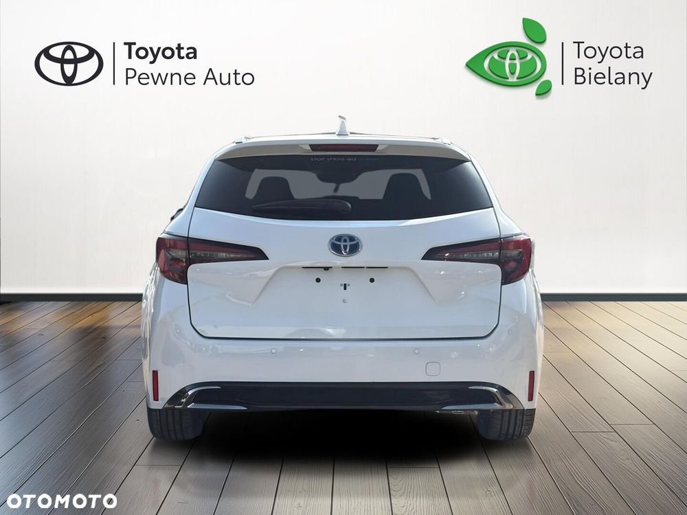 Toyota Corolla - 4