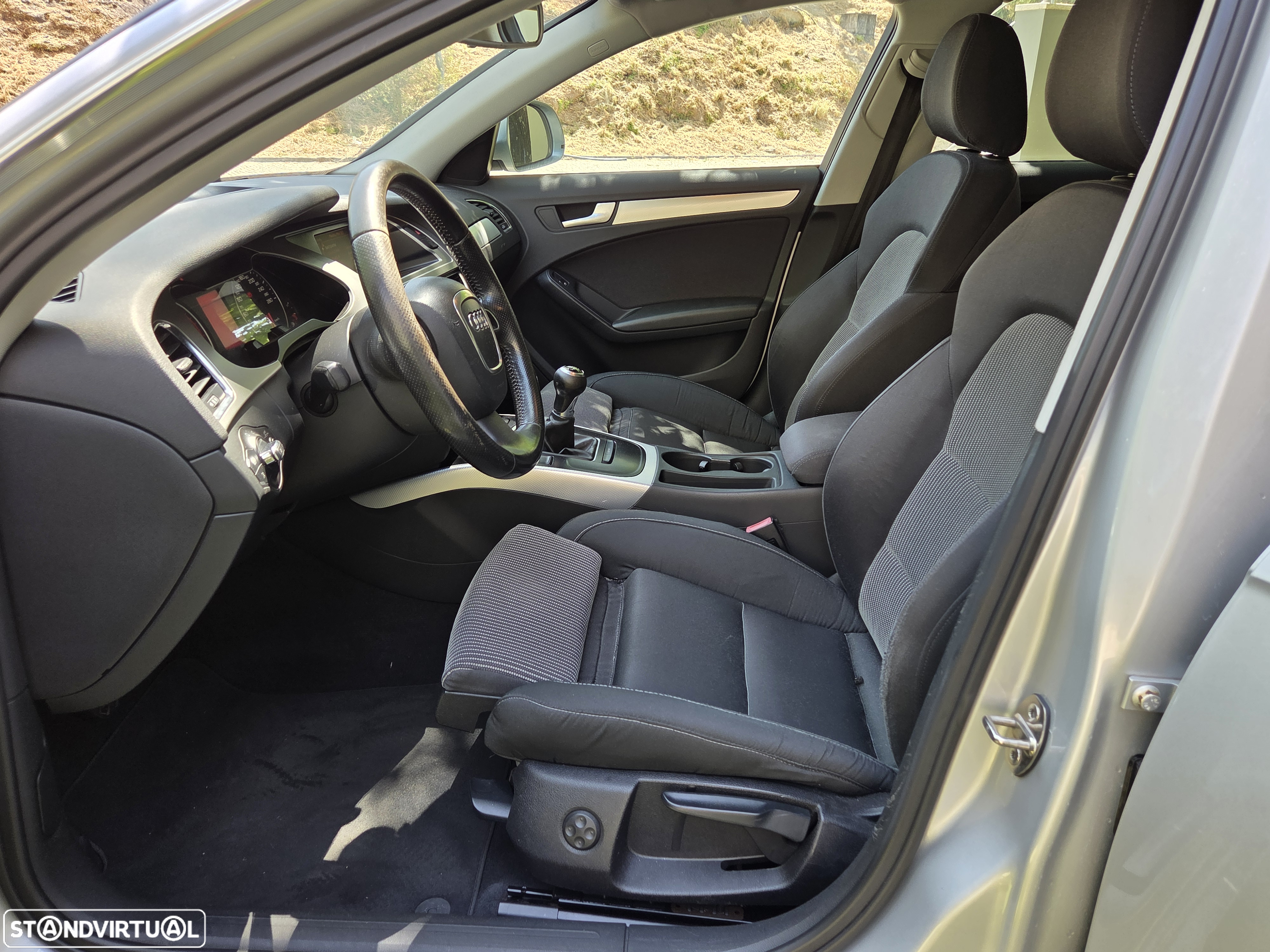 Audi A4 Avant 2.0 TDI Business Line Plus - 8
