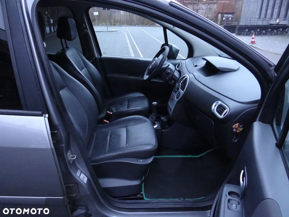 Renault Modus 1.2 16V TCE Limited - 19