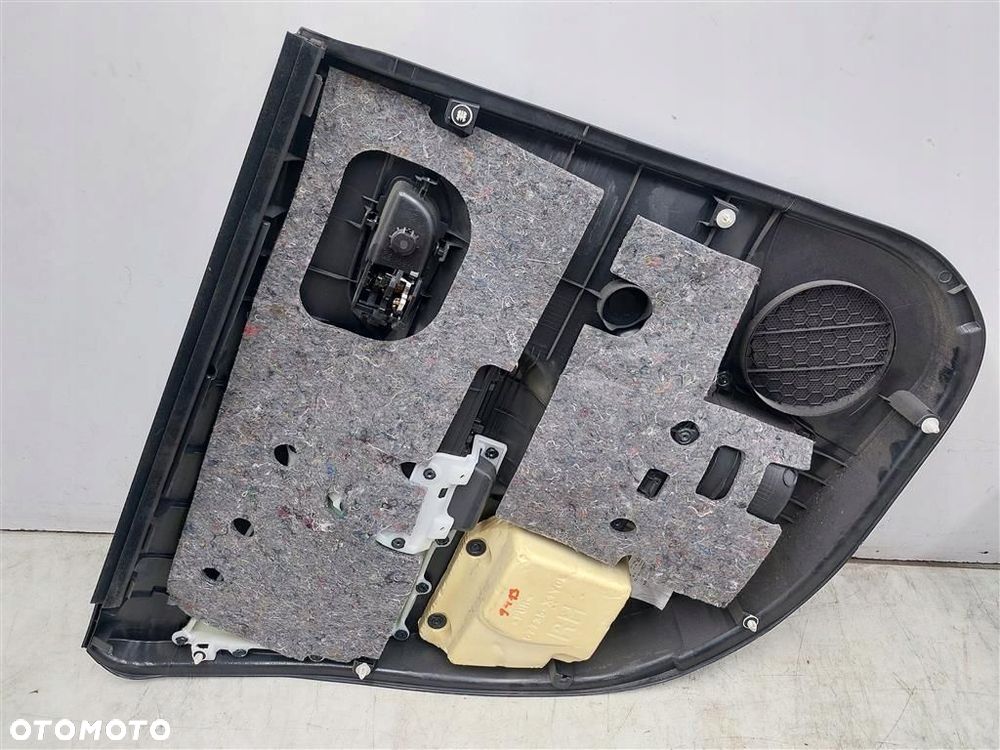 Tapicerka drzwi przód TYŁ prawe Toyota Verso-S 2009–2018 R - 2