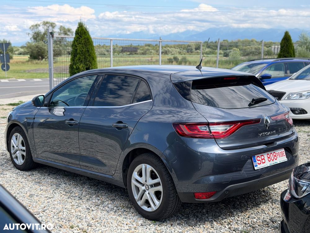Renault Megane ENERGY TCe 115 Start & Stop Authentique - 4