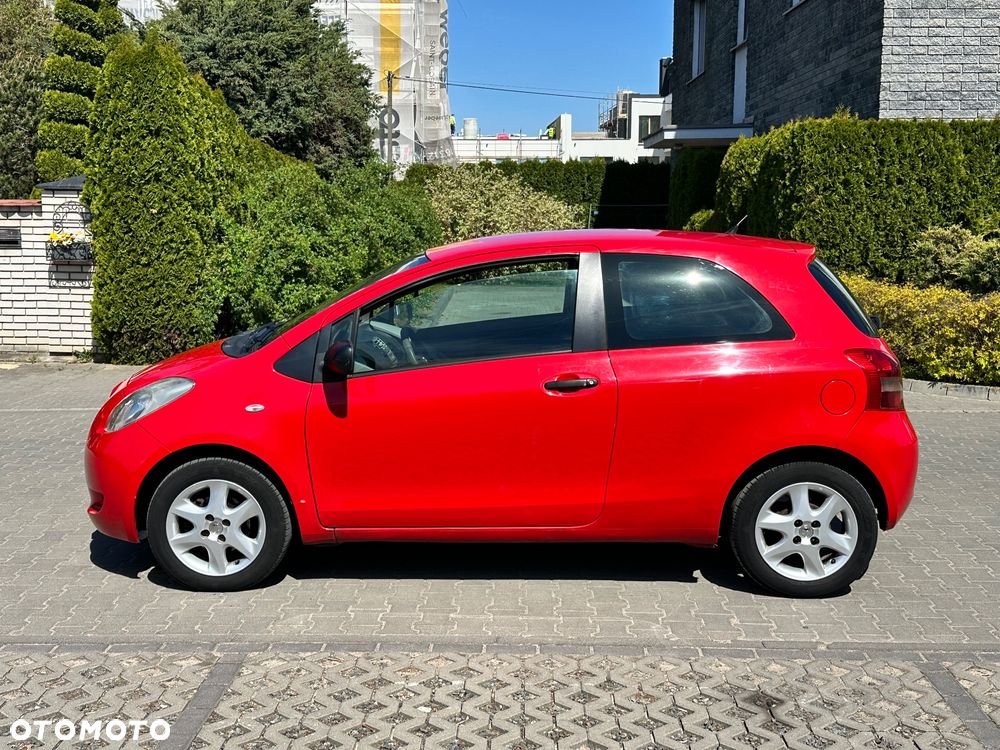 Toyota Yaris - 11