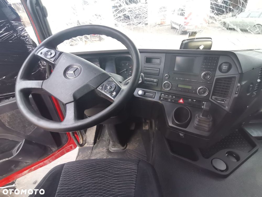 KOMPLETNA PRZEKŁADKA WNĘTRZA DO ANGLIKA MERCEDES ACTROS AROCS WĄSKA KABINA - 2