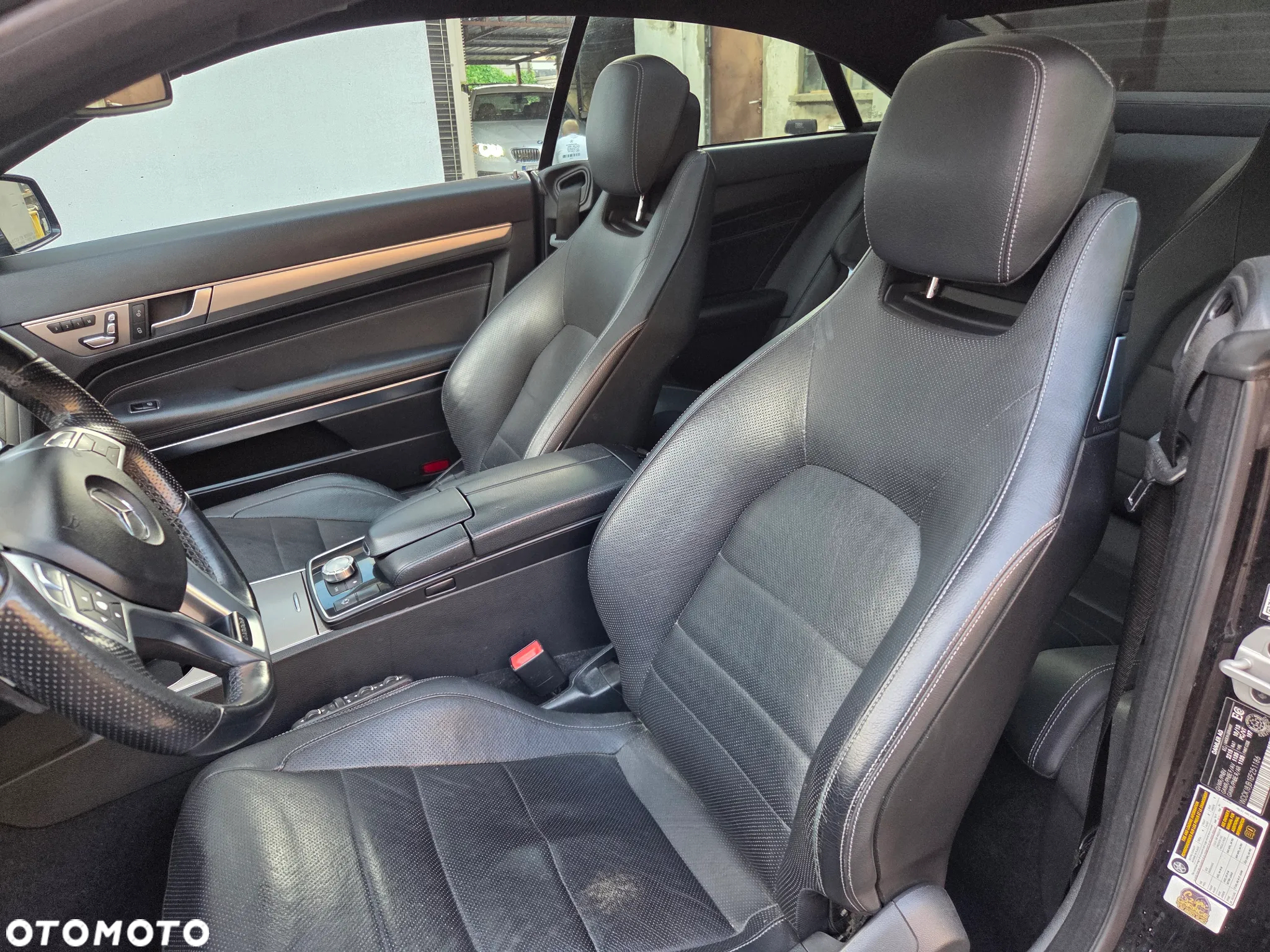Mercedes-Benz Klasa E 350 Coupe 4Matic 7G-TRONIC - 14