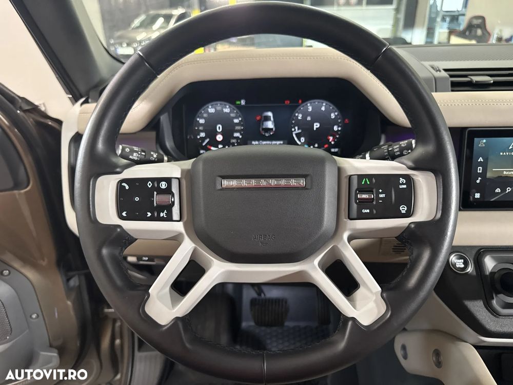 Land Rover Defender - 16
