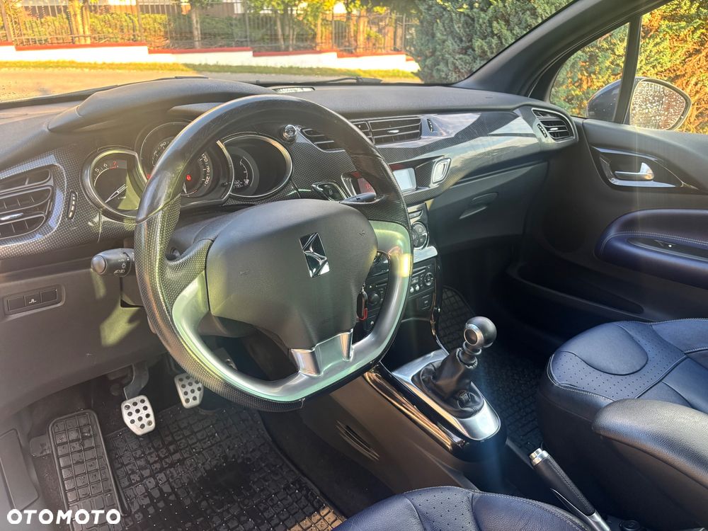 Citroën DS3 THP 155 SportChic - 16