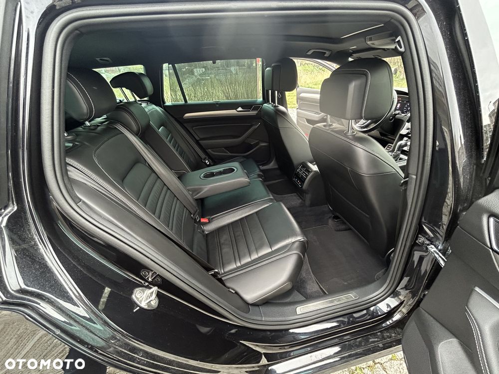 Volkswagen Passat 2.0 TDI Bi-Turbo BMT 4Mot Highline DSG - 17