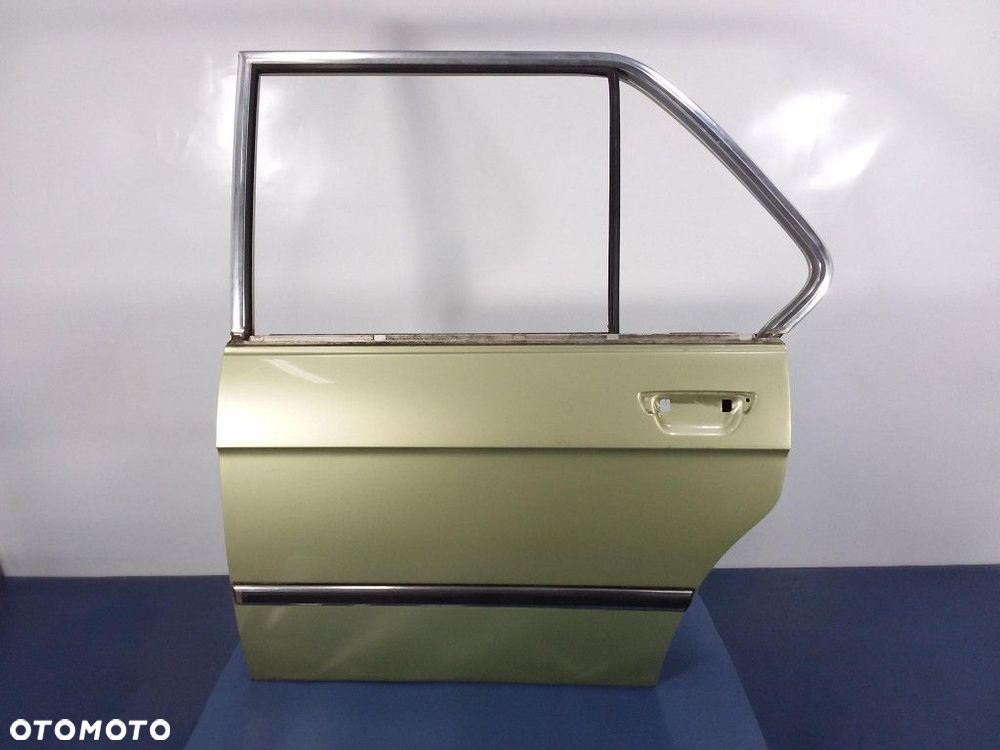 BMW 5 E12 72-81 DRZWI TYŁ TYLNE PRAWE - 1