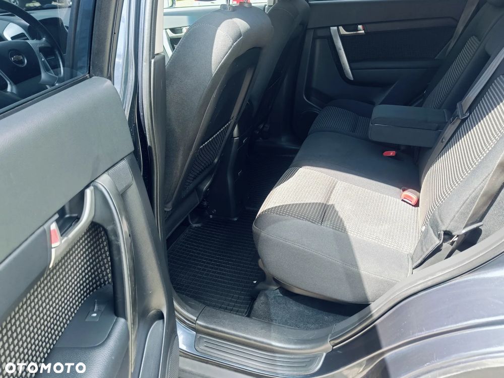 Chevrolet Captiva 2.4 2WD 5 Sitzer LS - 17
