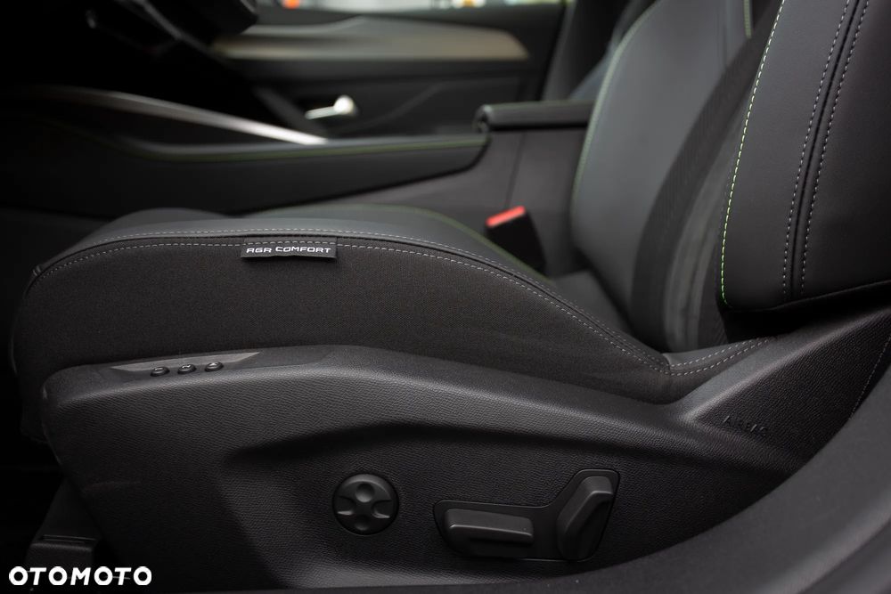 Peugeot 408 1.6 Plug-in Hybrid 240 GT Exclusive e-DCS7 - 14