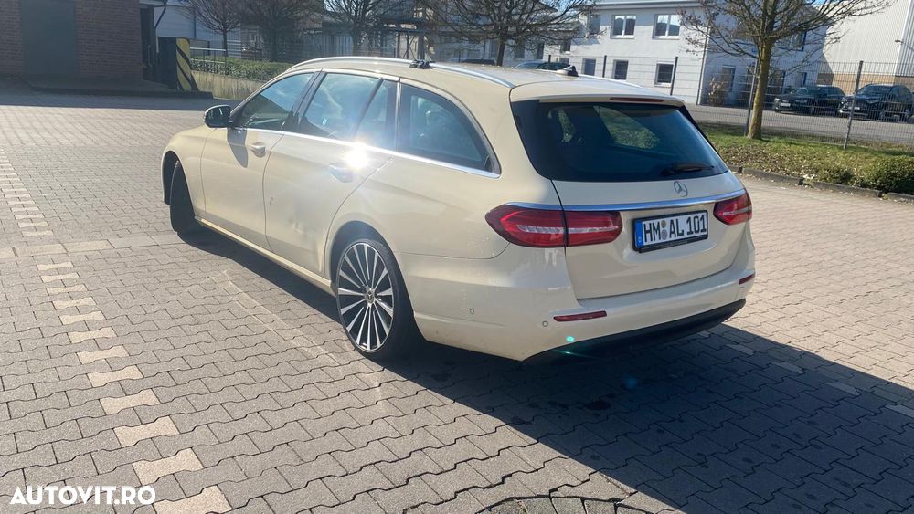Mercedes-Benz E - 5