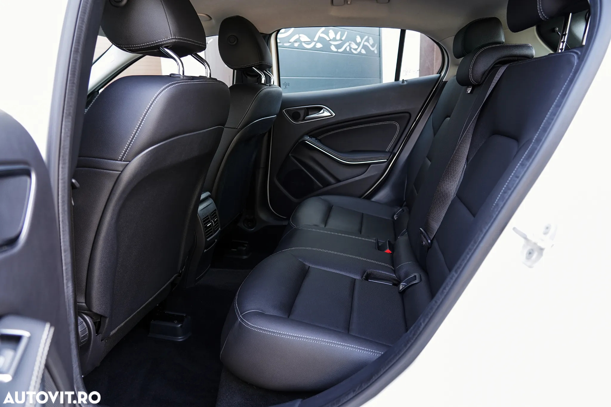 Mercedes-Benz GLA 220 d 4Matic 7G-DCT AMG Line - 7