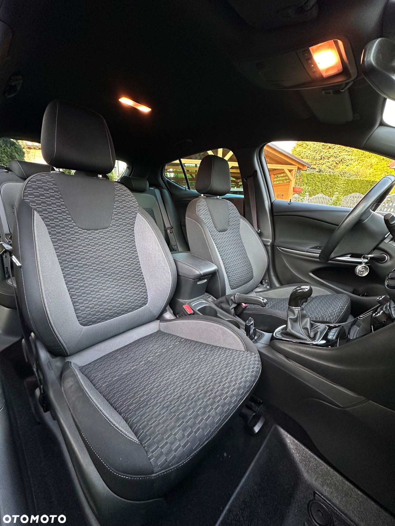 Opel Astra V 1.2 T Ultimate S&S - 18