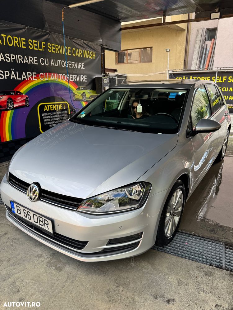 Volkswagen Golf 1.6 TDI DPF BMT DSG Comfortline - 1