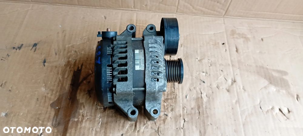 Alternator prądnica BMW I E81 E87 2.0i 7550468 - 1