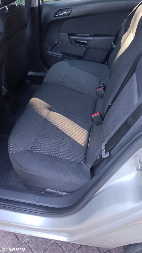 Opel Astra 1.9 CDTI Elegance - 7