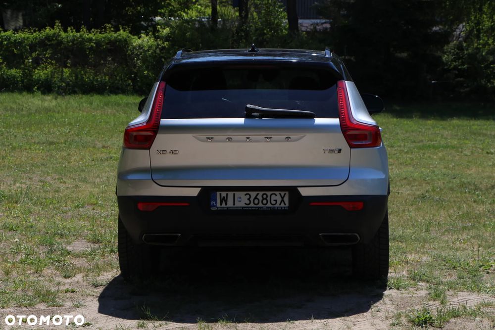 Volvo XC 40 T5 AWD R-Design - 10