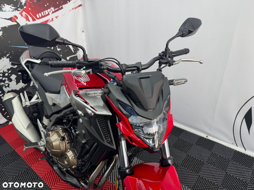 Honda CB - 32