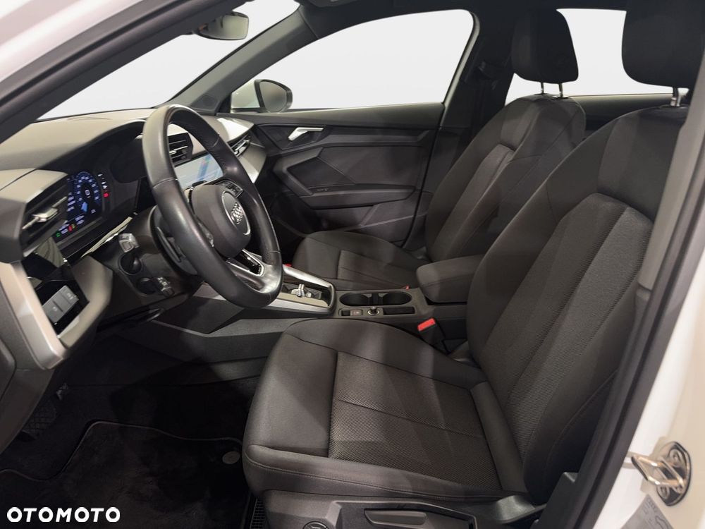 Audi A3 Sportback - 11