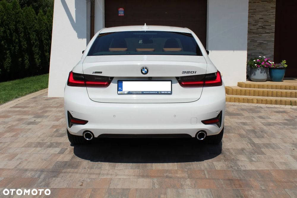 BMW Seria 3 320i xDrive Sport Line - 9