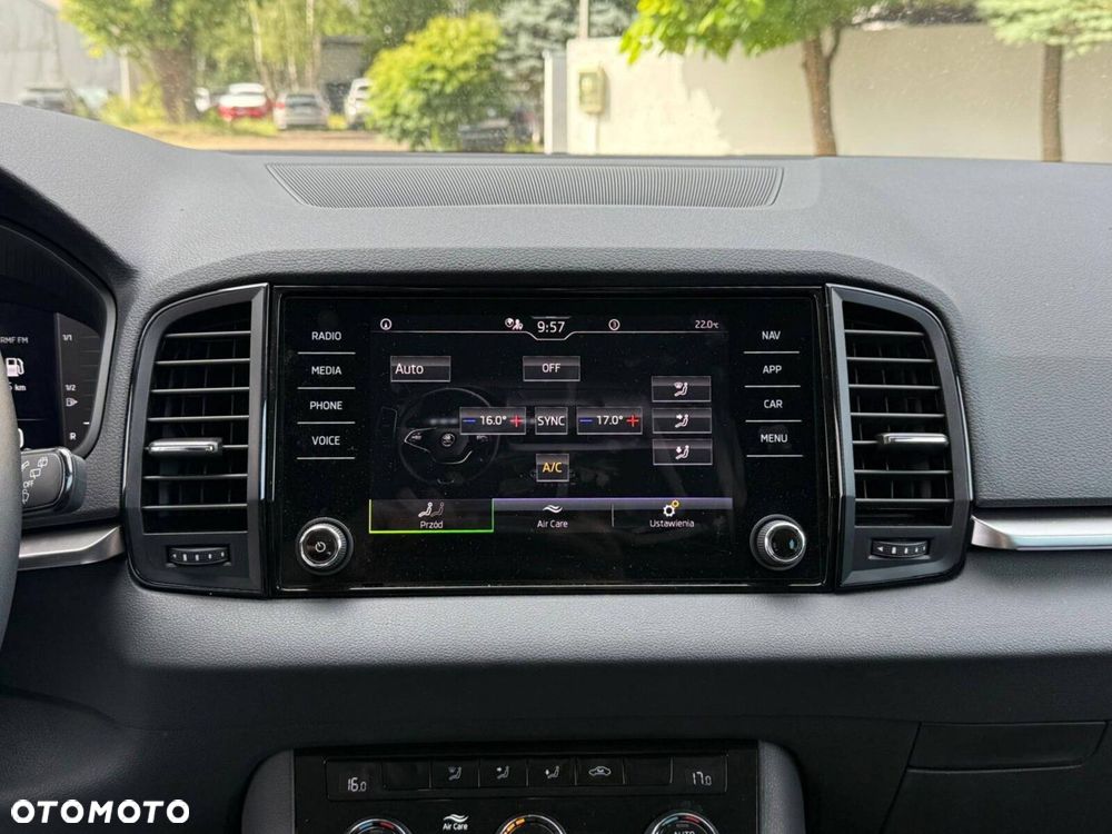 Skoda Karoq 1.5 TSI ACT Selection DSG - 19