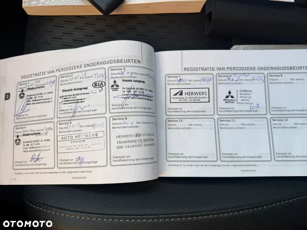 Mitsubishi Outlander 2.0 4WD Plus - 31