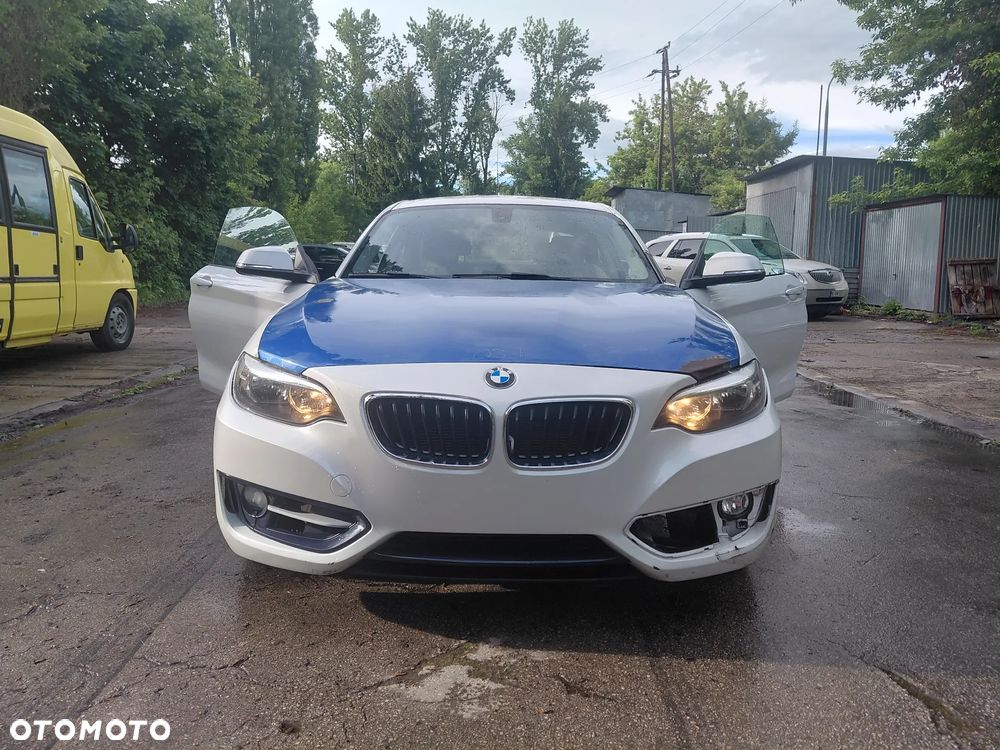 BMW Seria 2 220d - 8