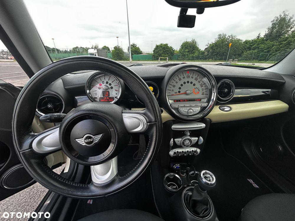 MINI Cooper - 9