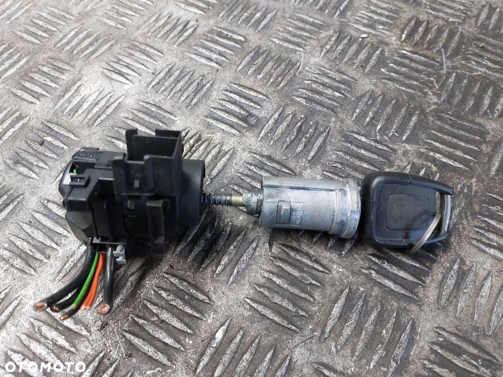 STACYJKA Z KLUCZYKIEM PILOTEM OPEL ZAFIRA A ASTRA G 09146299 - 4
