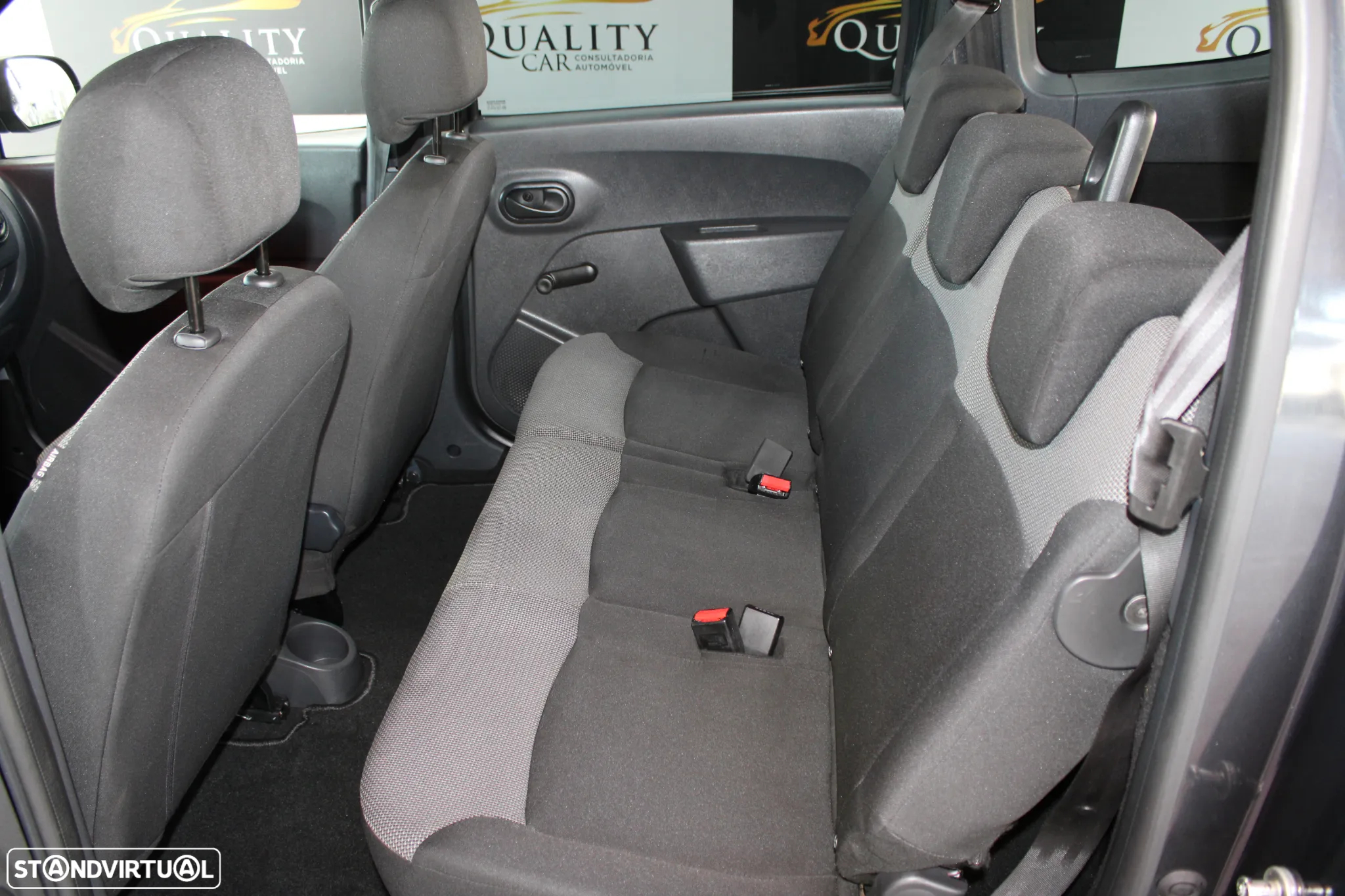 Dacia Lodgy 1.5 dCi Confort 7L - 9