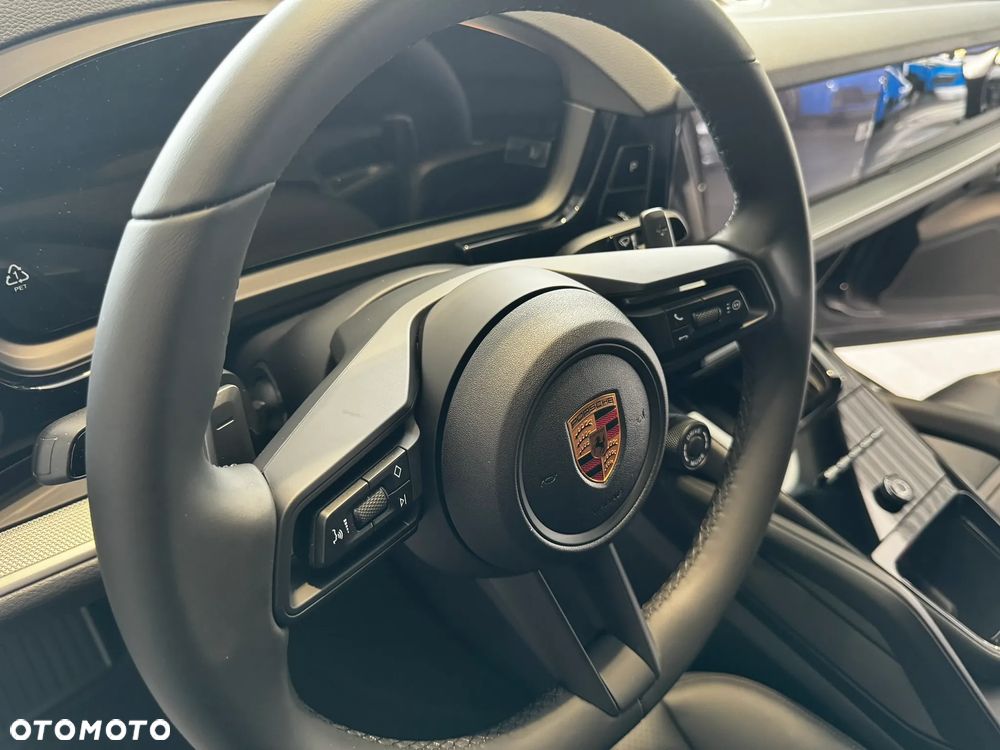 Porsche Cayenne - 30