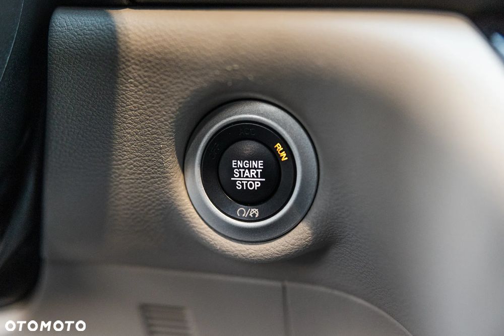 Chrysler Pacifica - 34