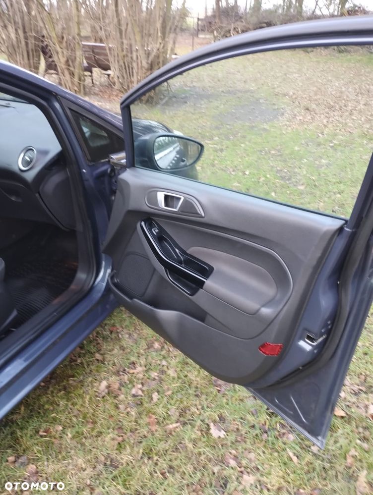 Ford Fiesta 1.0 EcoBoost Titanium - 14
