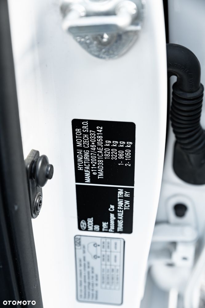 Hyundai i30 i30cw 1.6 Trend - 20