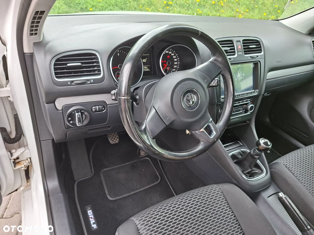Volkswagen Golf 2.0 TDI DPF Comfortline - 11