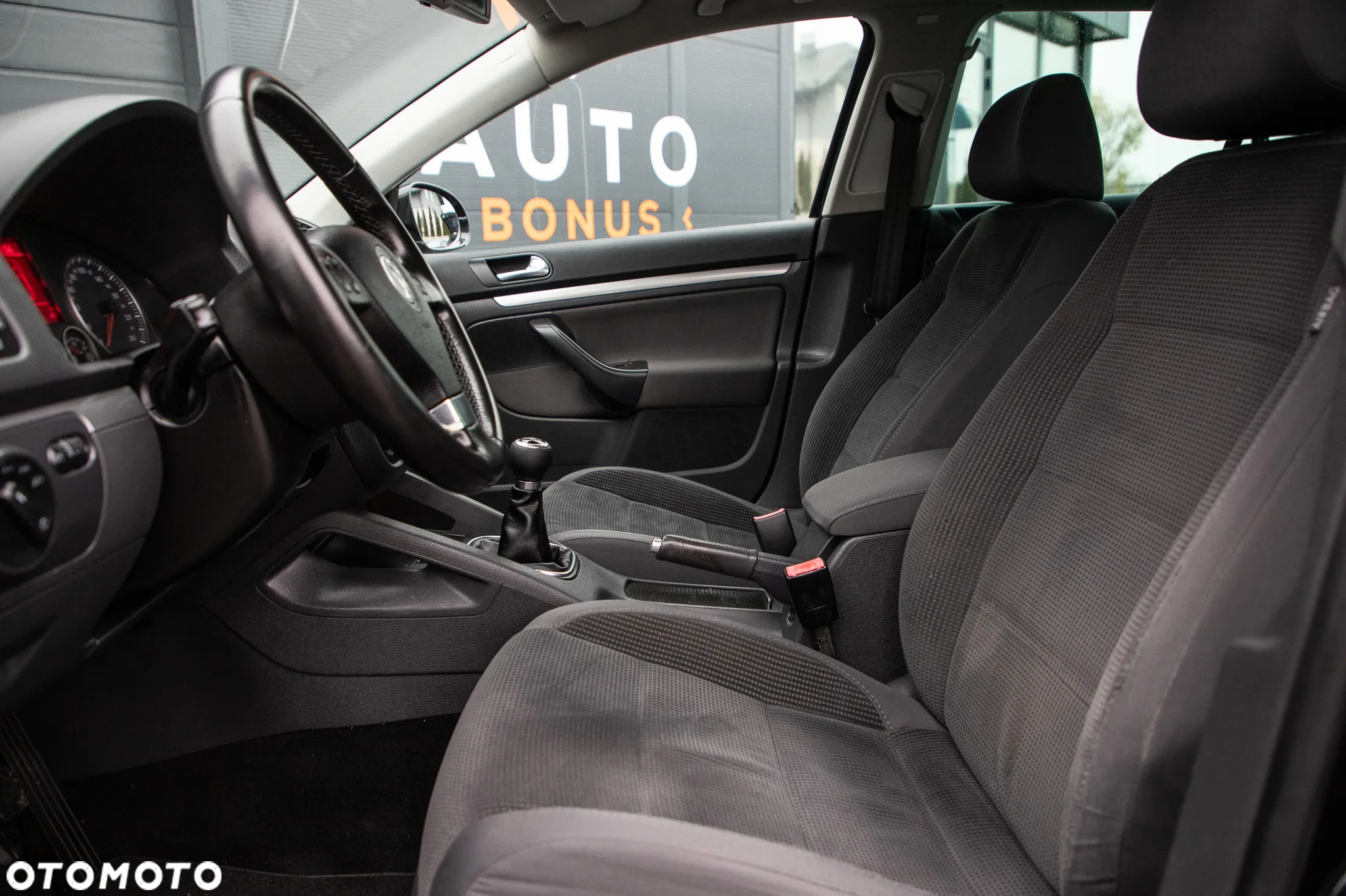Volkswagen Golf 1.9 TDI 4Motion Comfortline - 14