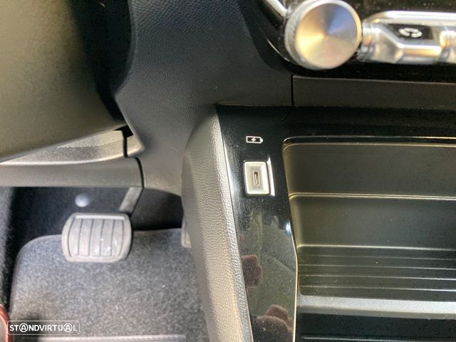 Peugeot e-208 50 kWh Active Pack - 23