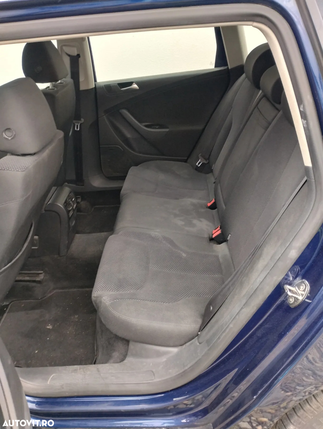 Volkswagen Passat - 10