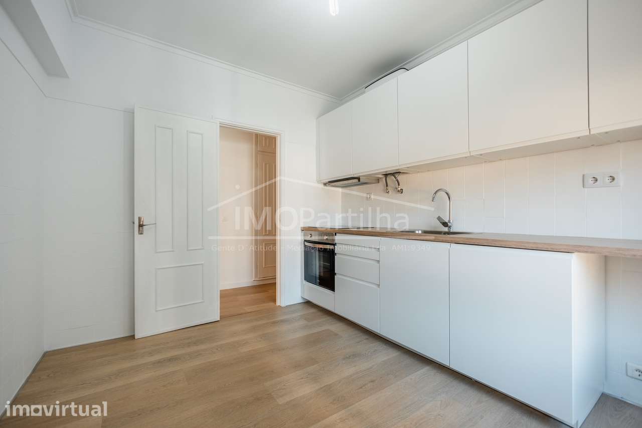 Apartamento T2 em Monte Abraão - Sintra - Grande imagem: 2/17