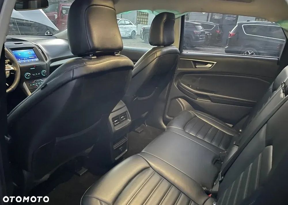 Ford Edge - 9