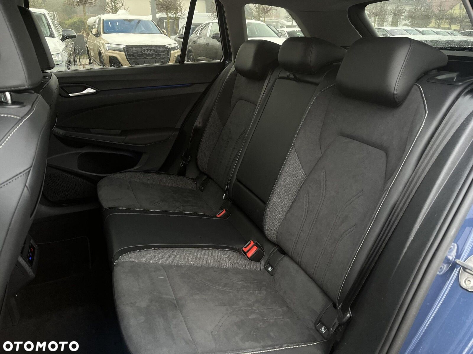Volkswagen Golf - 16