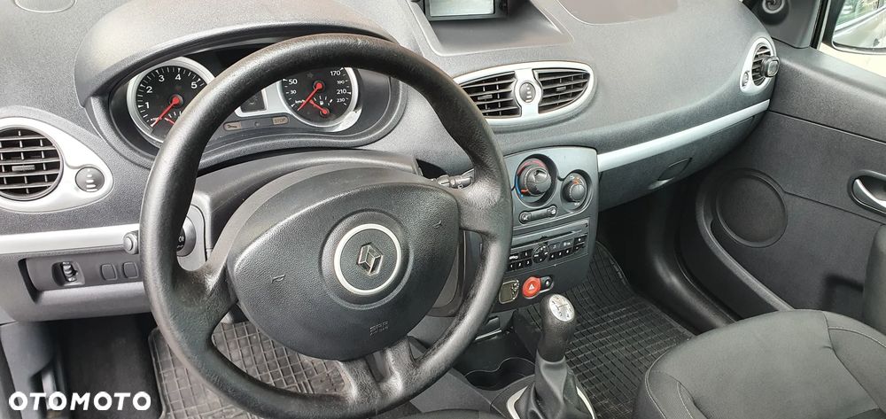 Renault Megane - 11