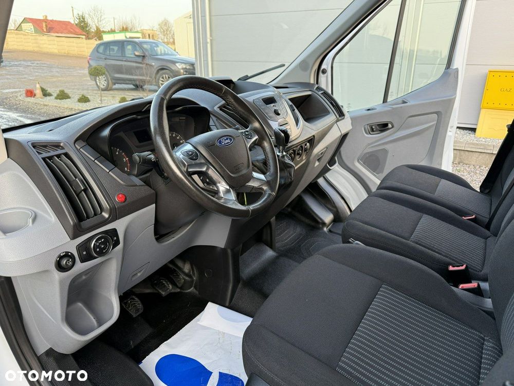 Ford Transit - 10