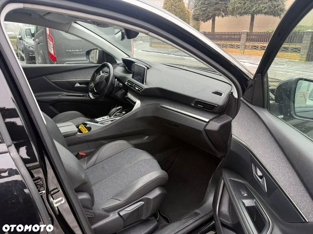 Peugeot 3008 1.6 PureTech Hybrid PHEV Allure Pack S&S EAT8 - 5