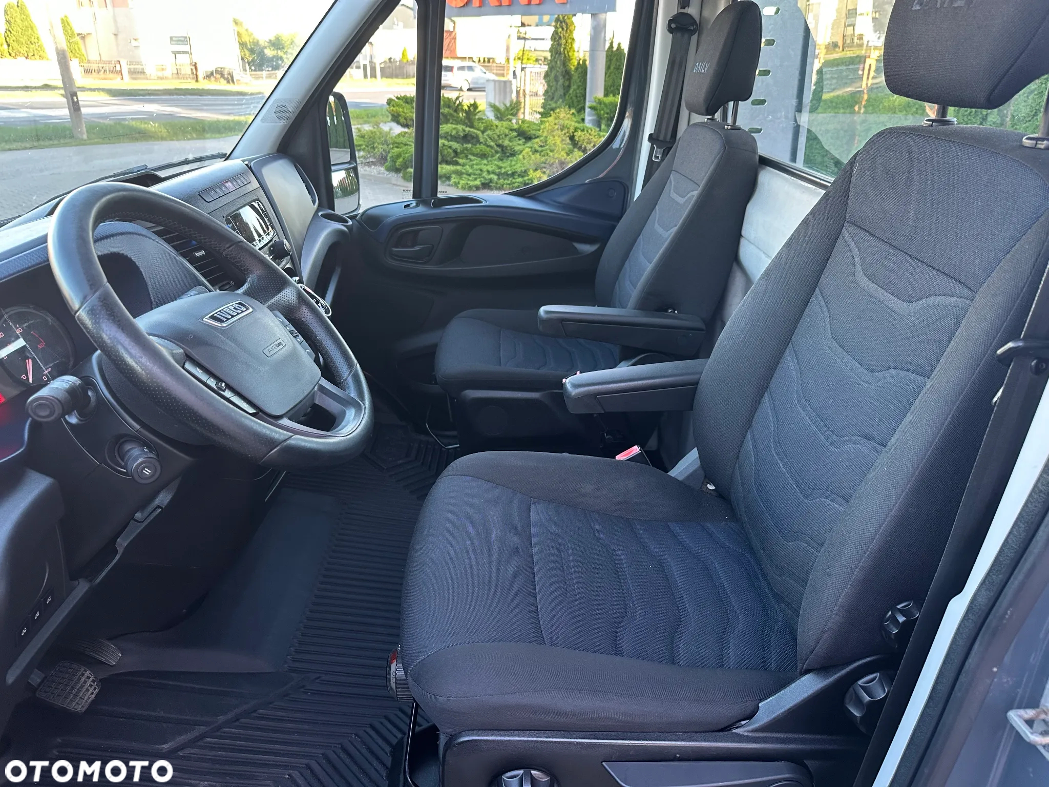 Iveco DAILY - 15