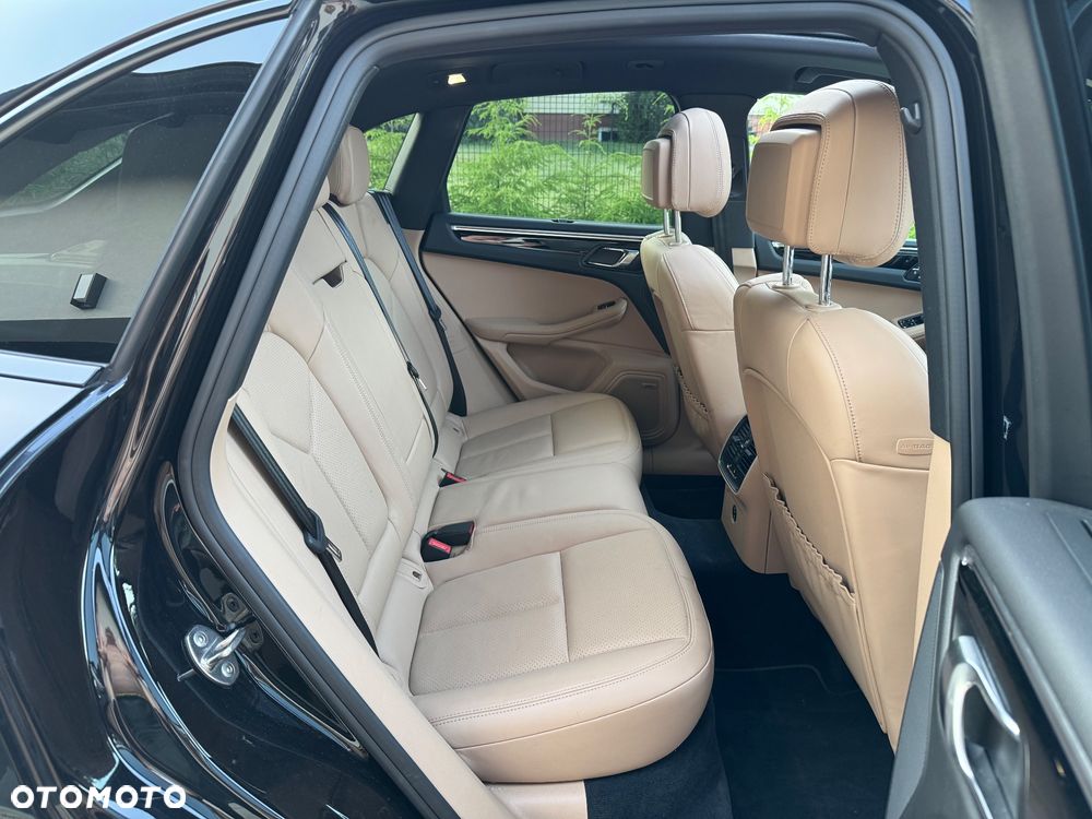 Porsche Macan S - 8